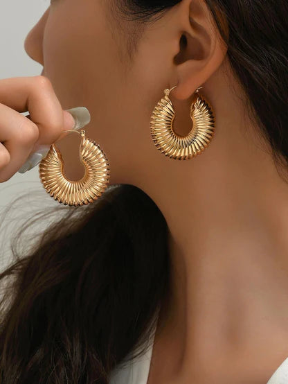 CHUNKY WORM HOOPS