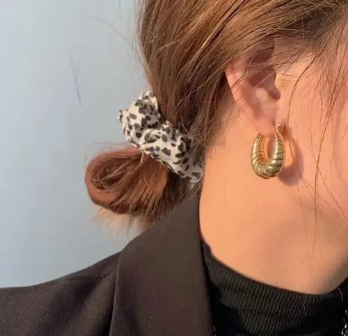 CROISSANT HOOPS