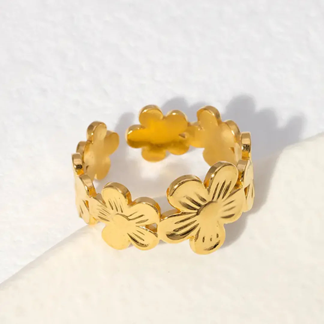 FLORAL RING