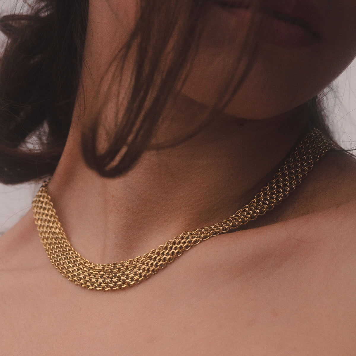 LISSA NECKLACE