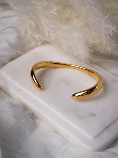 THE BANGLE