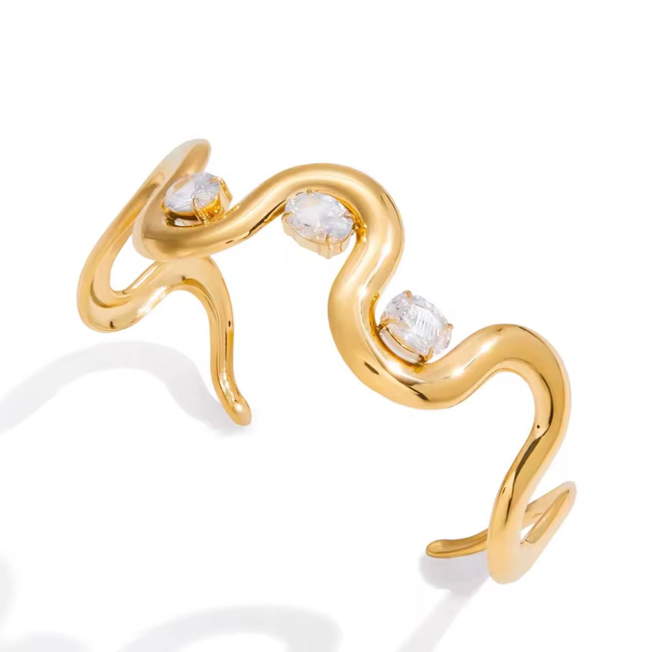SHAPY BANGLE