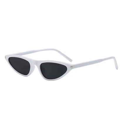 WHITE SUNNIES